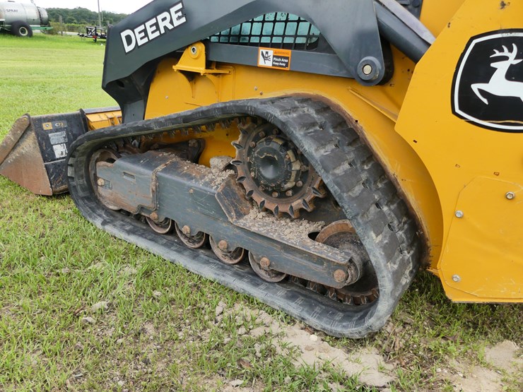 2023-deere-317g-image-11