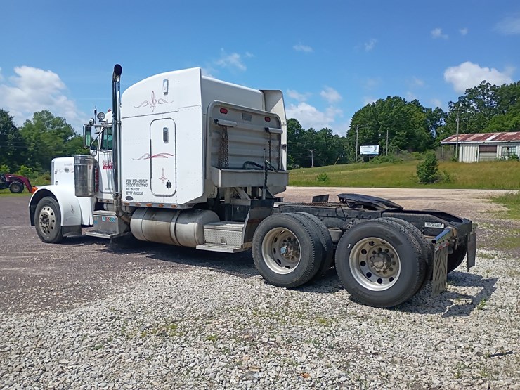 1998-peterbilt-379-image-6