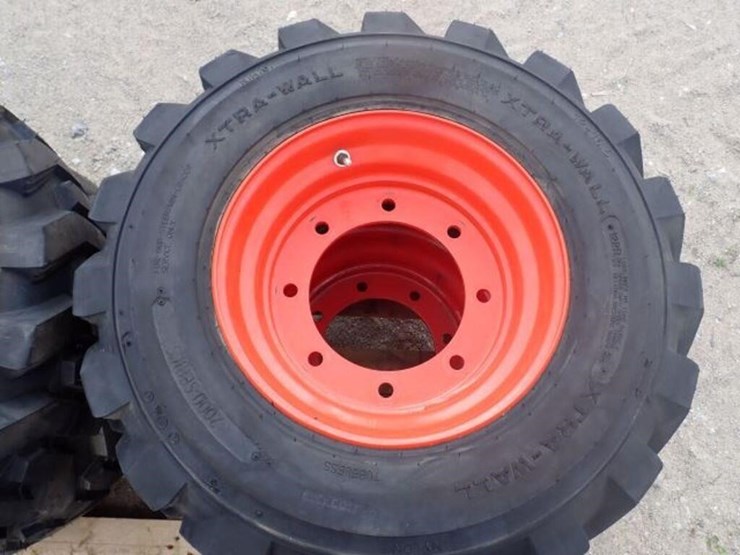 qty-of-(4)-solid-tire(s)-&-rim(s)-image-15