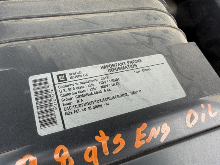 2012-chevrolet-express-cargo-van-image-14