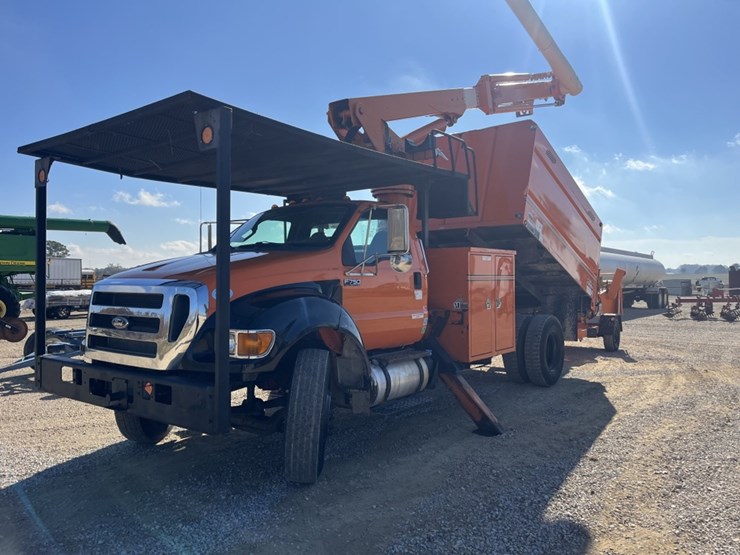2013-ford-f750-xl-sd-image-3