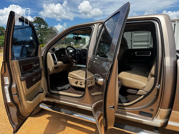 2010-dodge-2500-image-7