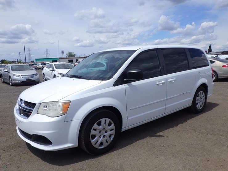 2015-dodge-grand-caravan-image-1