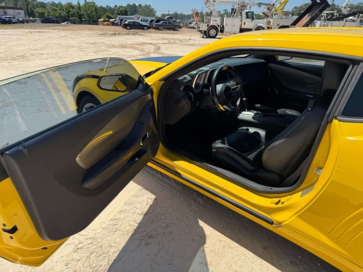 2011-chevrolet-camaro-rs-2d-coupe---155,001-miles-image-9