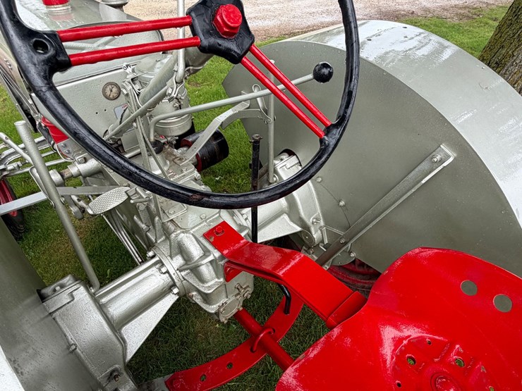 #5429-•-1937-silver-king-r44-image-6