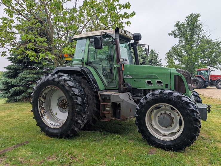 2005-fendt-818-image-3