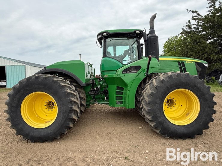 2016-john-deere-9620r-image-4