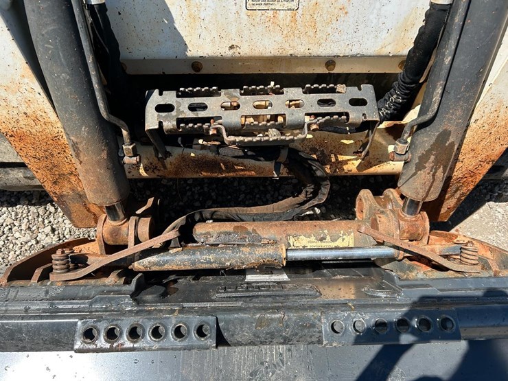 2021-bobcat-t770-image-10