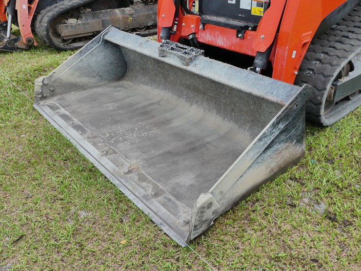 2023-kubota-svl75-3-image-2