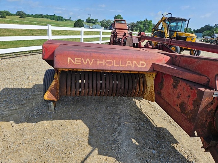 new-holland-273-image-11