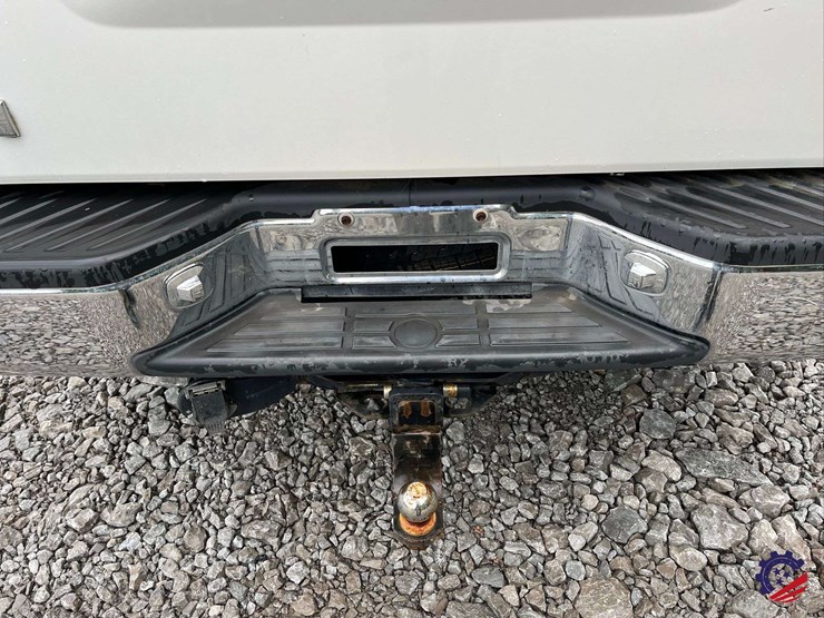 2004-nissan-titan-image-16