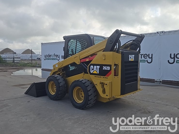 2018-caterpillar-262d-image-3