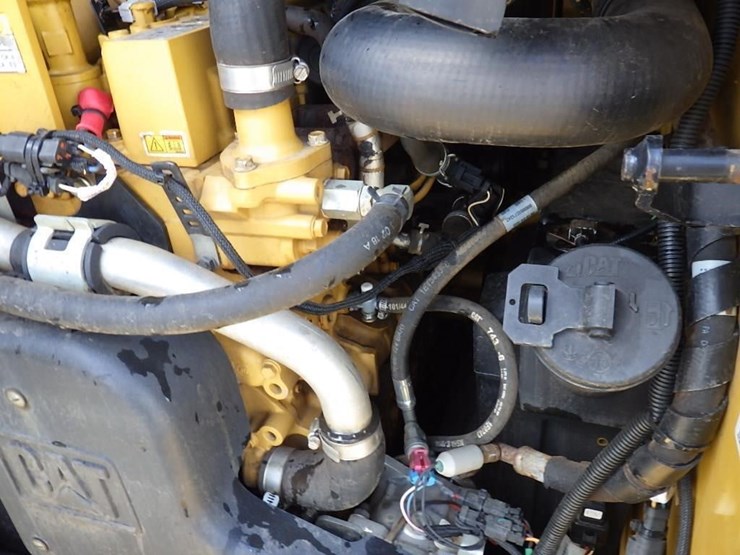 caterpillar-279d-image-18
