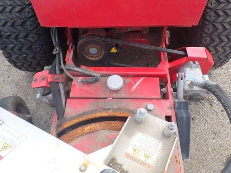 2014-ventrac-4200-image-31