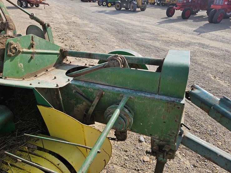 john-deere-24t-image-14