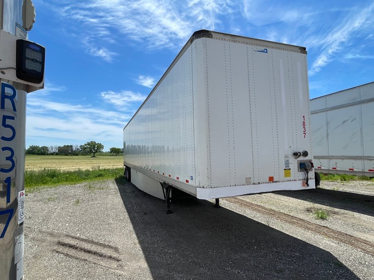 #400-•-2017-stoughton-semi-trailer-(has-wi-title)-(denmark,-wi)-image-3