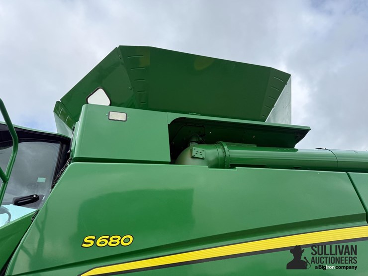 2013-john-deere-s680-image-14