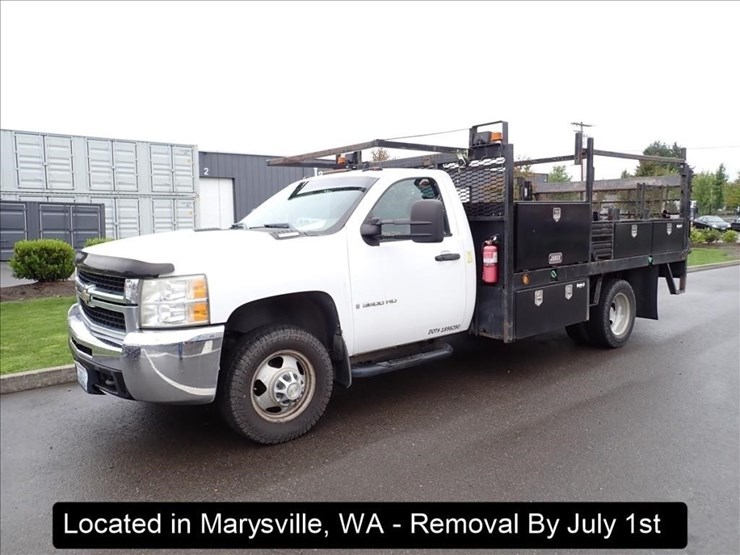 2009-chevrolet-3500-image-1