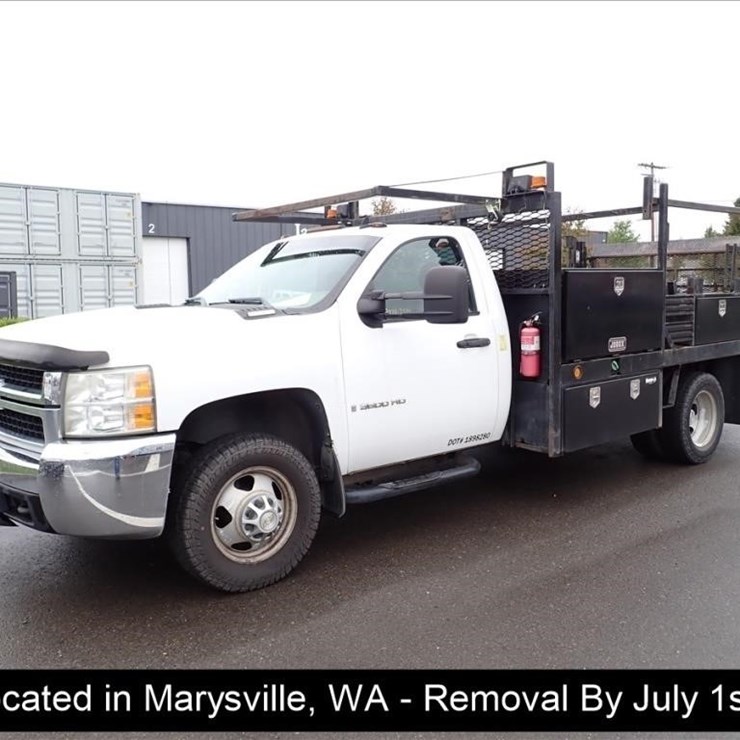 2009 CHEVROLET 3500
