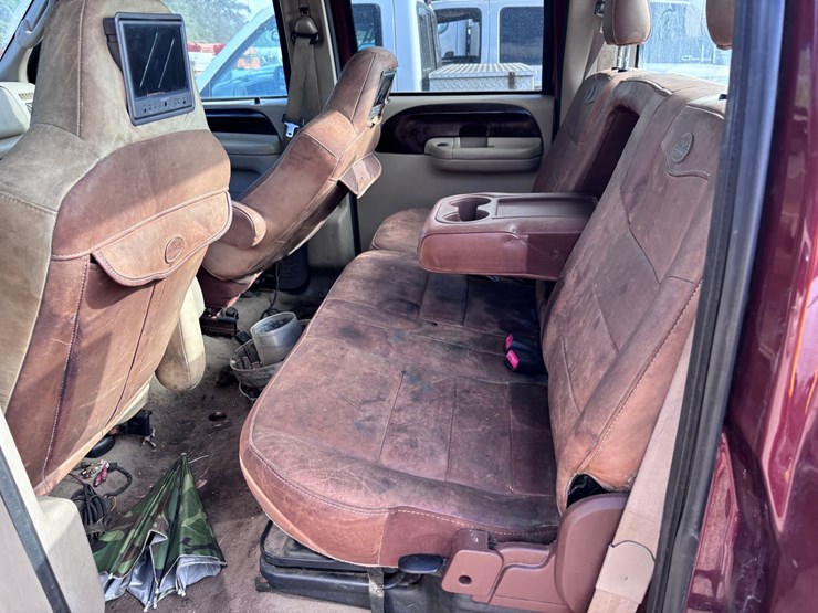 2006-ford-f350-image-3