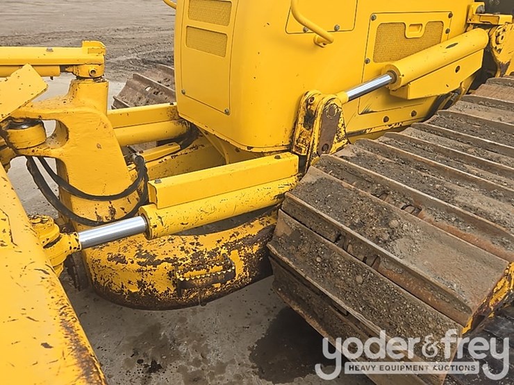 2022-komatsu-d61px-24-image-22