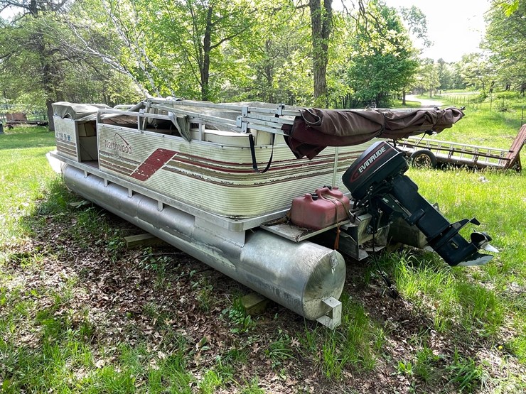 #502-•-northwood-pontoon-with-motor-(no-title)-(spring-brook,-wi)-image-7