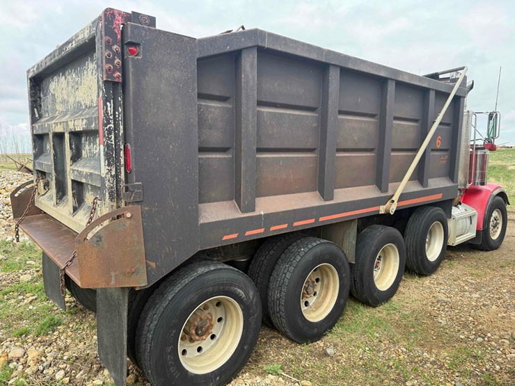 1995-peterbilt-dump-truck-image-5