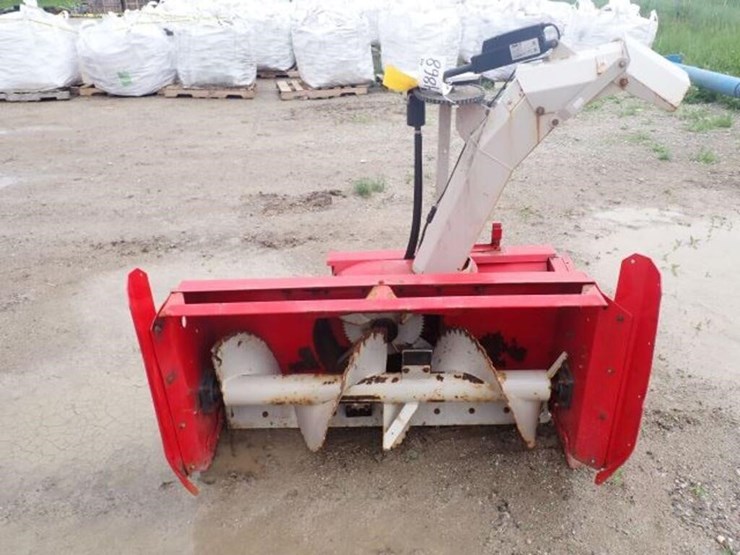 2014-ventrac-4200-image-75