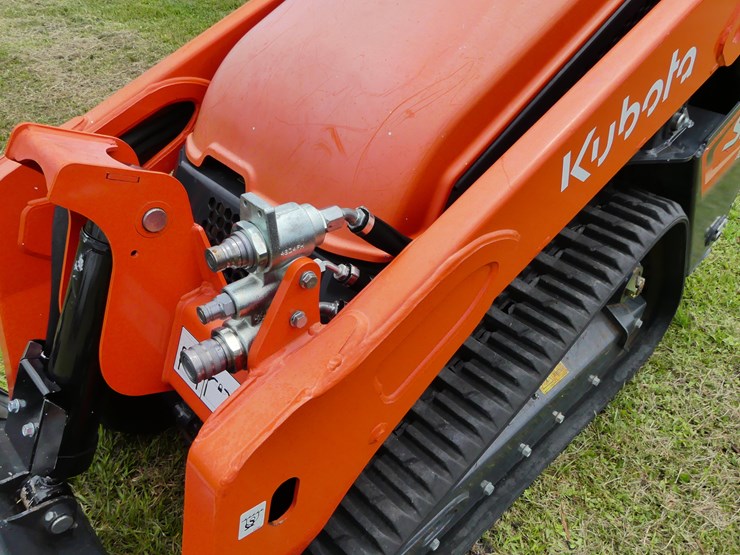 2023-kubota-scl1000-image-13