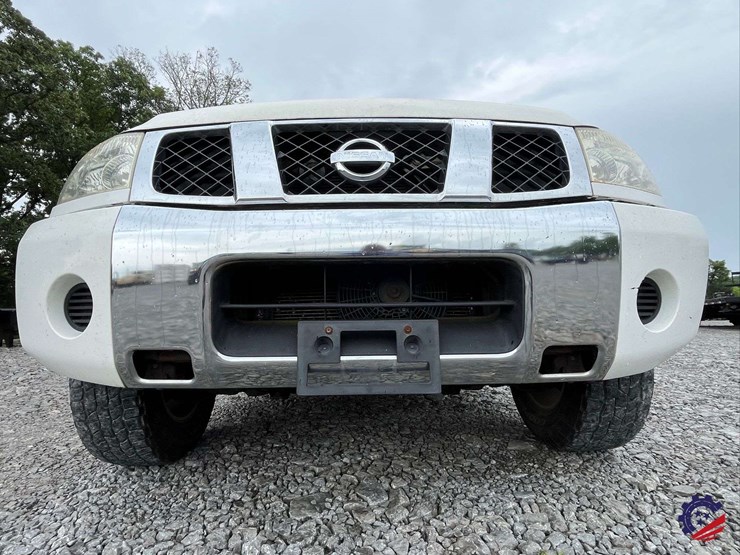 2004-nissan-titan-image-27