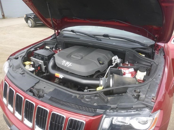 2014-jeep-grand-cherokee-image-12