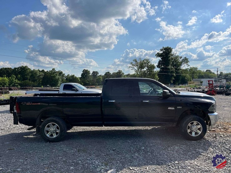 2011-dodge-ram-2500-image-24
