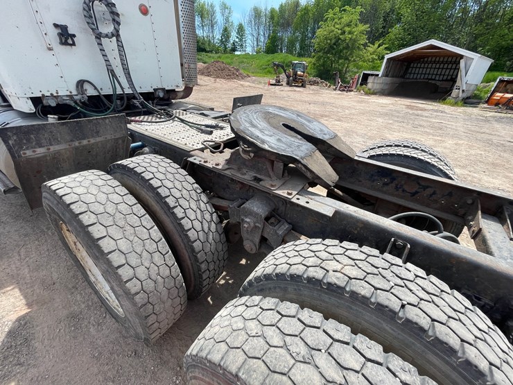 1988-kenworth-t800-image-24