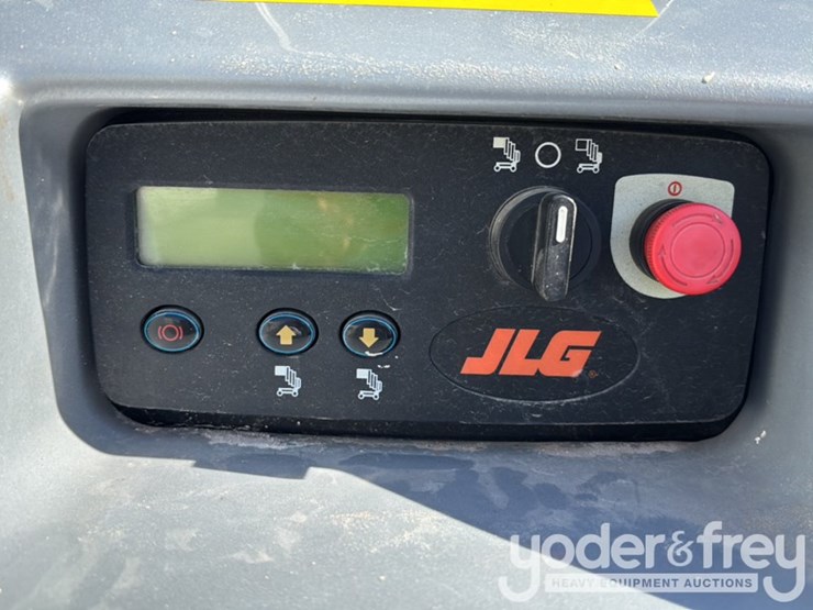 2016-jlg-15mvl-image-27