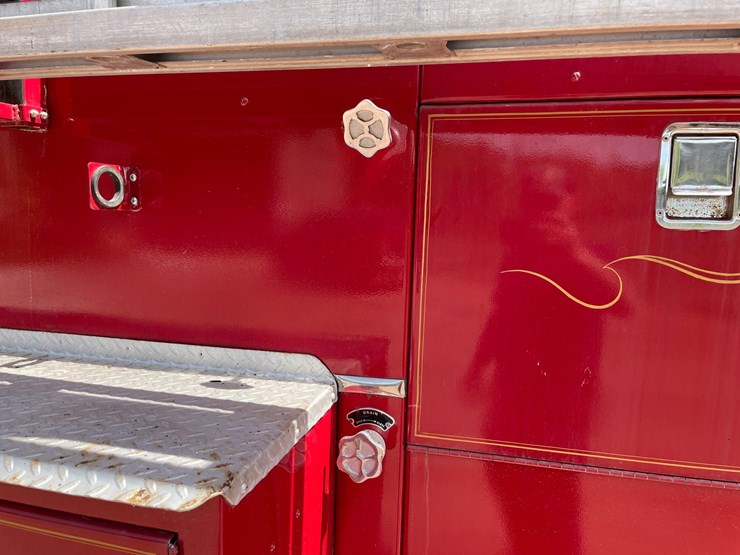 #330-•-1958-chevy-80-(howe)-fire-truck-(no-brakes)-(has-mi.-title)-(wakefield,-mi)-image-45