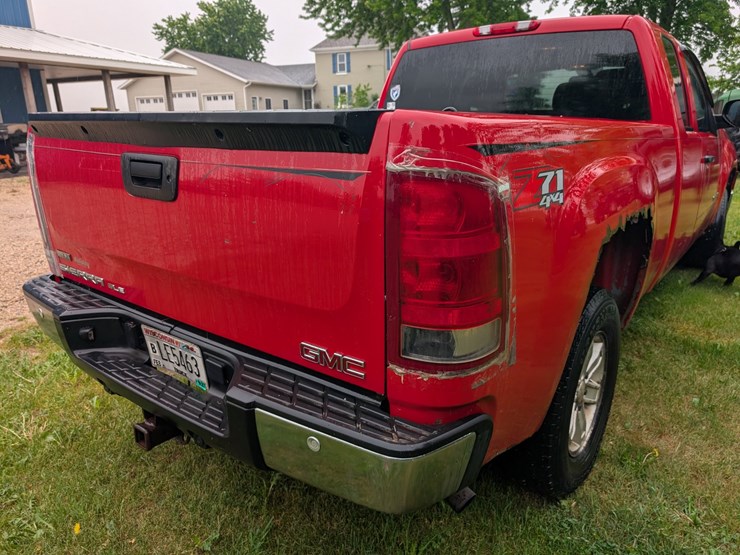2010-gmc-sierra-1500-image-7