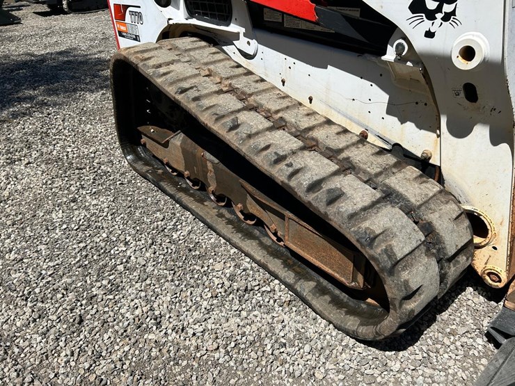 2021-bobcat-t770-image-12
