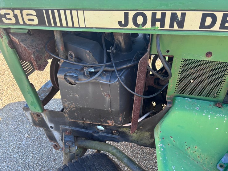 john-deere-316-image-5