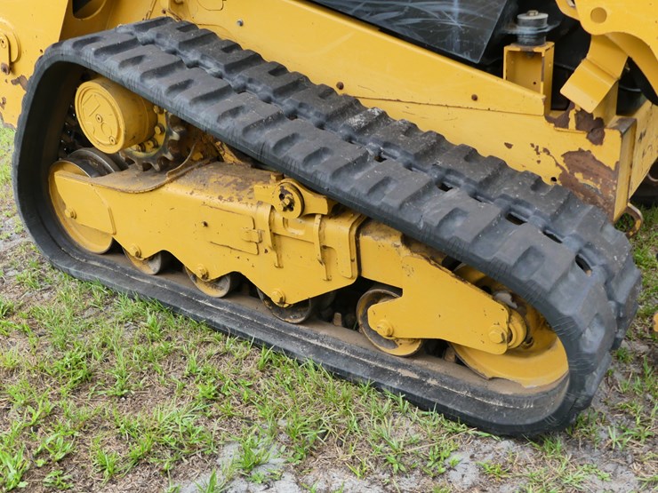 2022-caterpillar-259d3-image-5