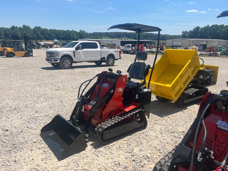 #104-•-skid-steer-loader-ssl580-image-5