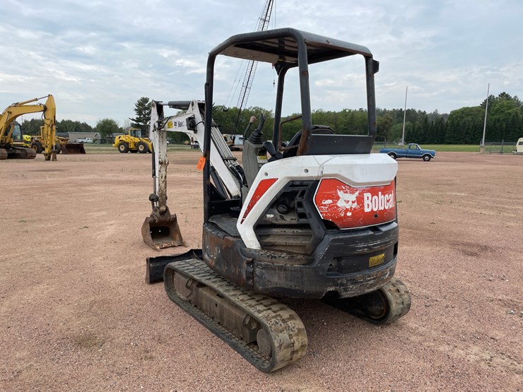 2020-bobcat-e32i-image-3