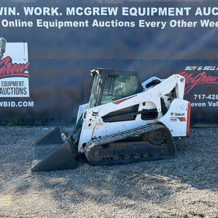 2019 BOBCAT T740