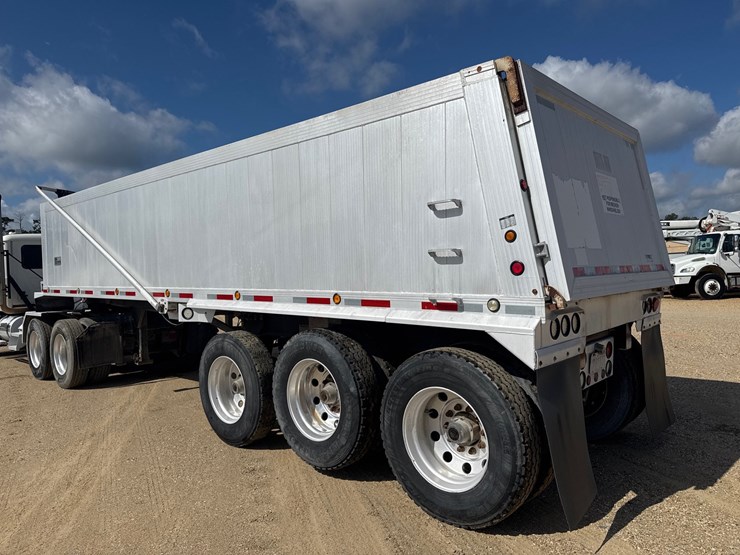 2017-travis-aluminum-dump-image-2