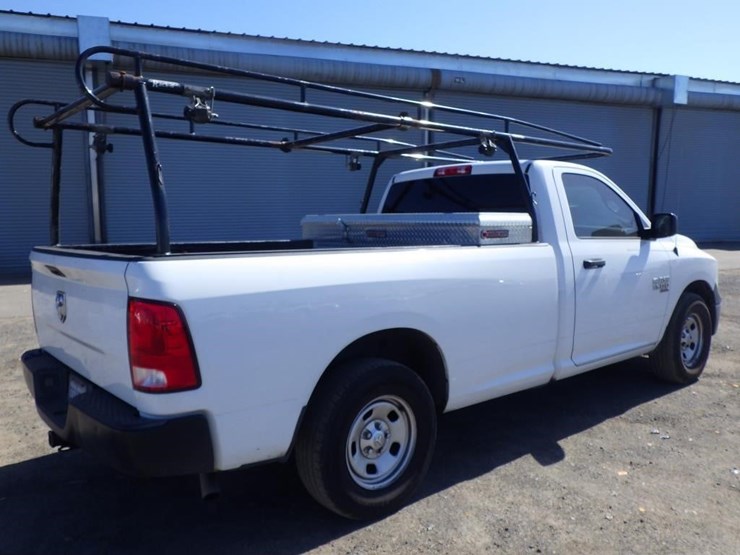 2019-dodge-1500-image-3