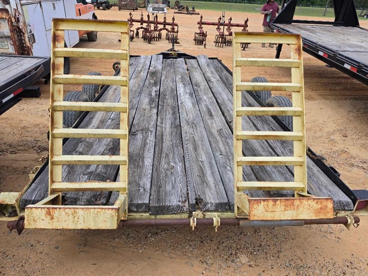 homemade-car-hauler-image-5