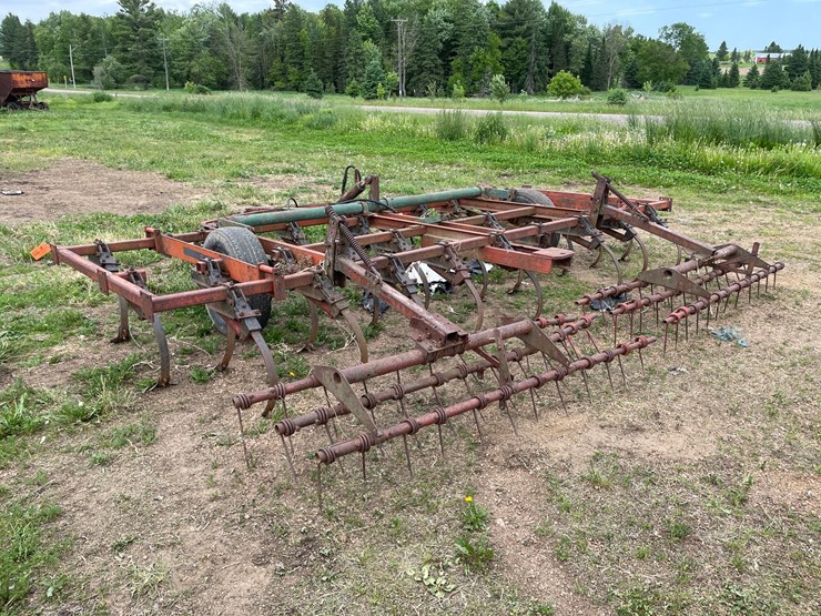 #212-•-field-cultivator-187"-wide-(ringle,-wi)-image-3