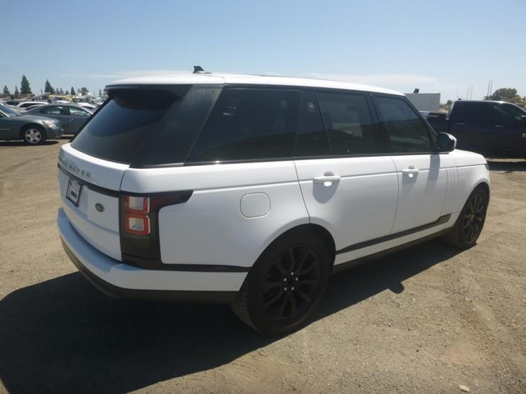2016-land-rover-range-rover-image-3