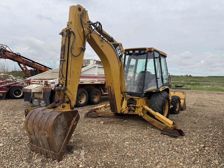 cat-426l-backhoe-image-3