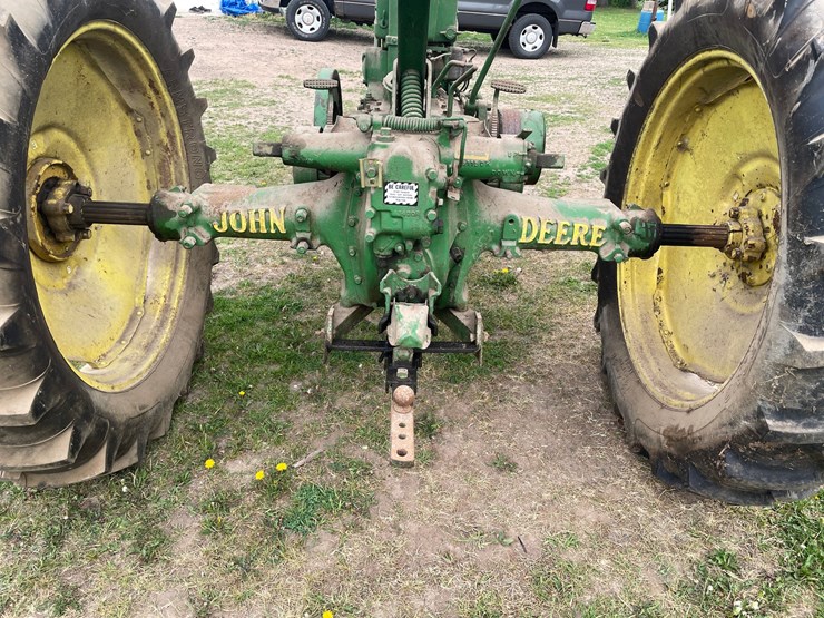 john-deere-b-image-12