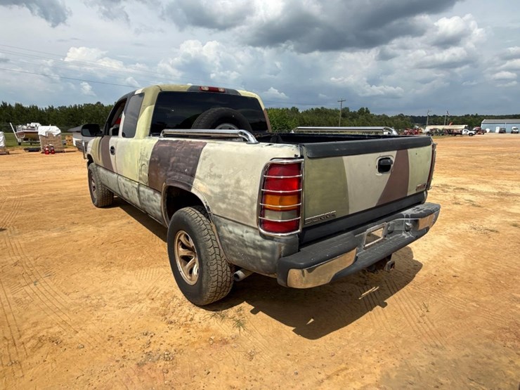 2000-gmc-sierra-1500-image-3